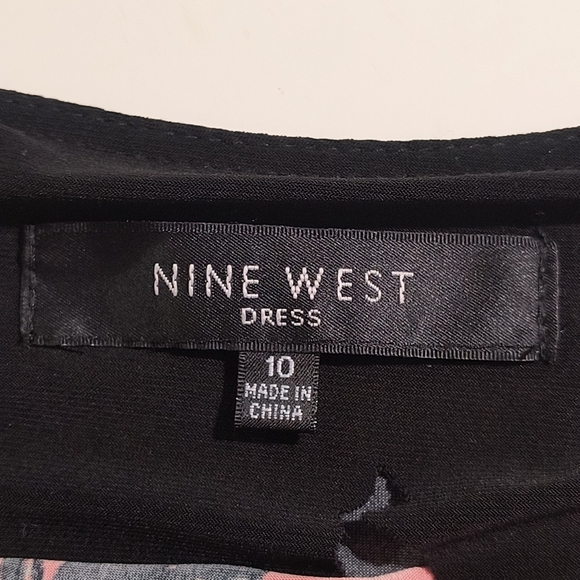 Nine West Women's 10 Pink & Black Abstract Paint Draped Neckline Mini Dress - Picture 11 of 11
